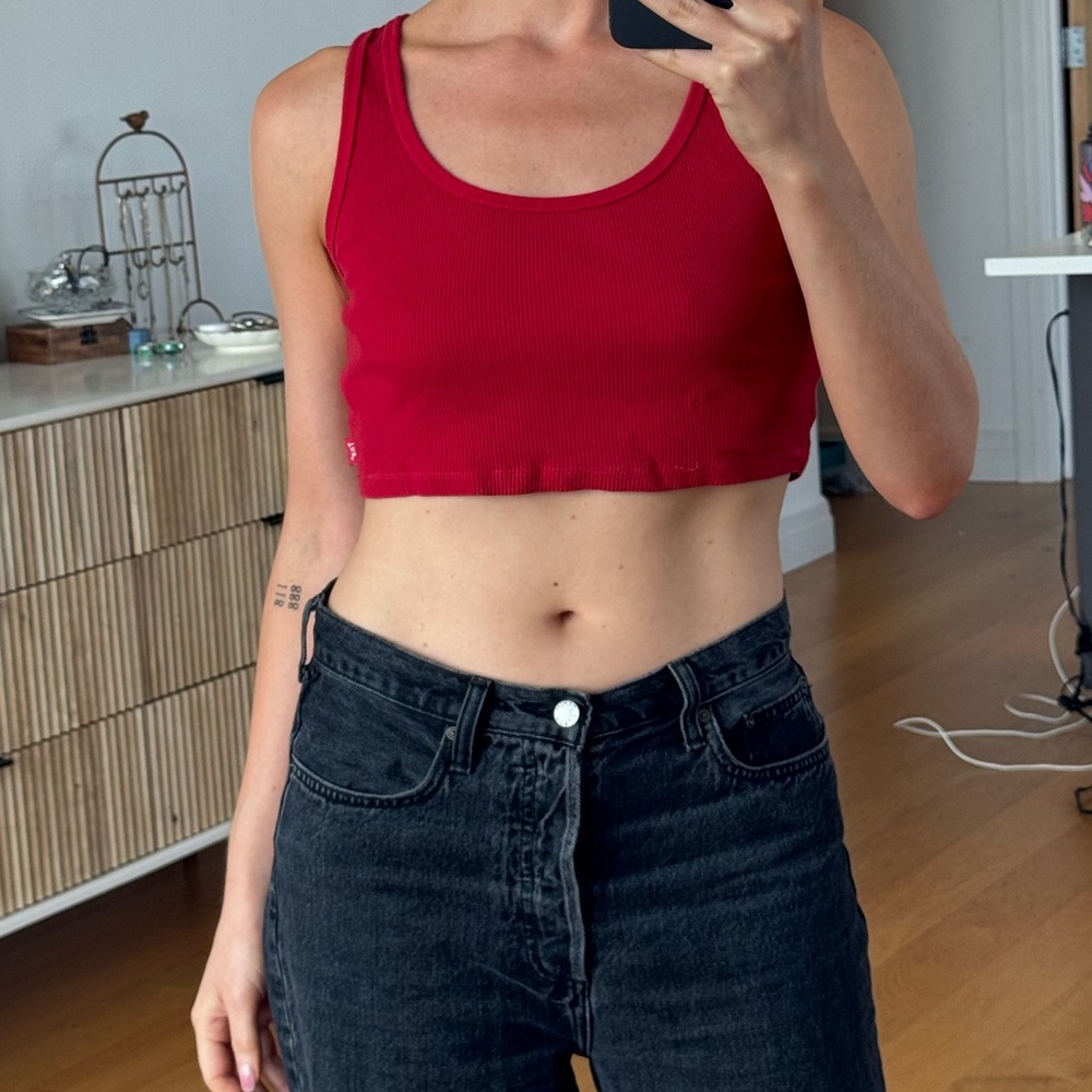 TNA - Red Ribbed Crop Top